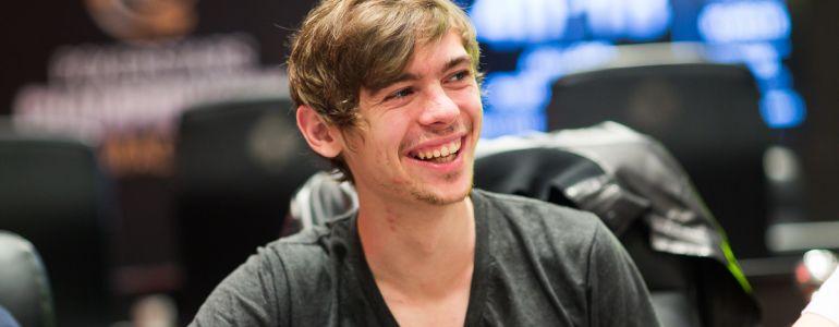 Fedor Holz Blasts $1.8Million into Super High Roller Bowl and Doesn't Cash