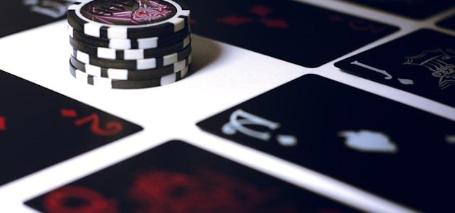 Casino chipsat table Casino chipsat table