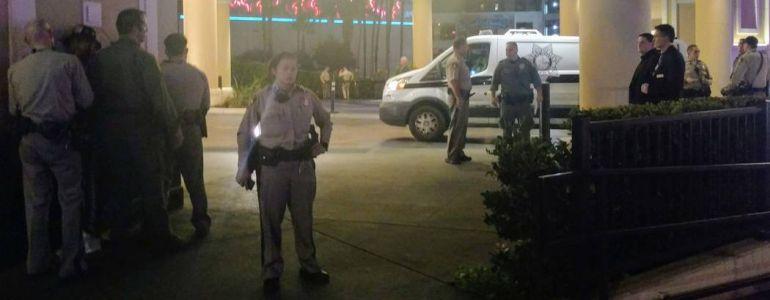 Man Tossing $100 Bills on Las Vegas Strip Creates Near Riot