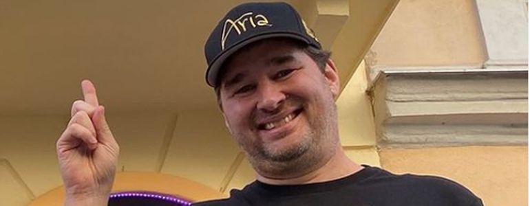 Phil Hellmuth Shares Flashy Lifestyle With Fans On Instagram