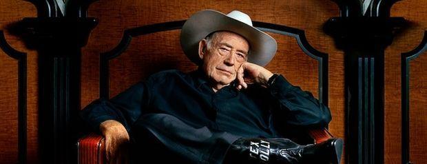 Did Someone Try to Rob ‘Texas Dolly’ Doyle Brunson?