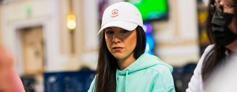 Women at WSOP Don't Agree on Receiving Women at WSOP Don't Agree on Receiving