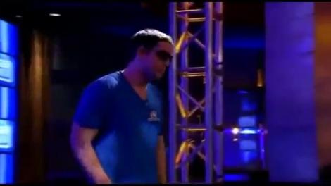 v1-luke-schwartz-on-mega-tilt.jpg